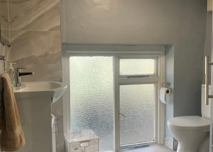 מלון Centre Skyline Private